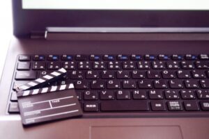 副業で成功するための最適なパソコン選び:メーカー別比較と選定ポイント